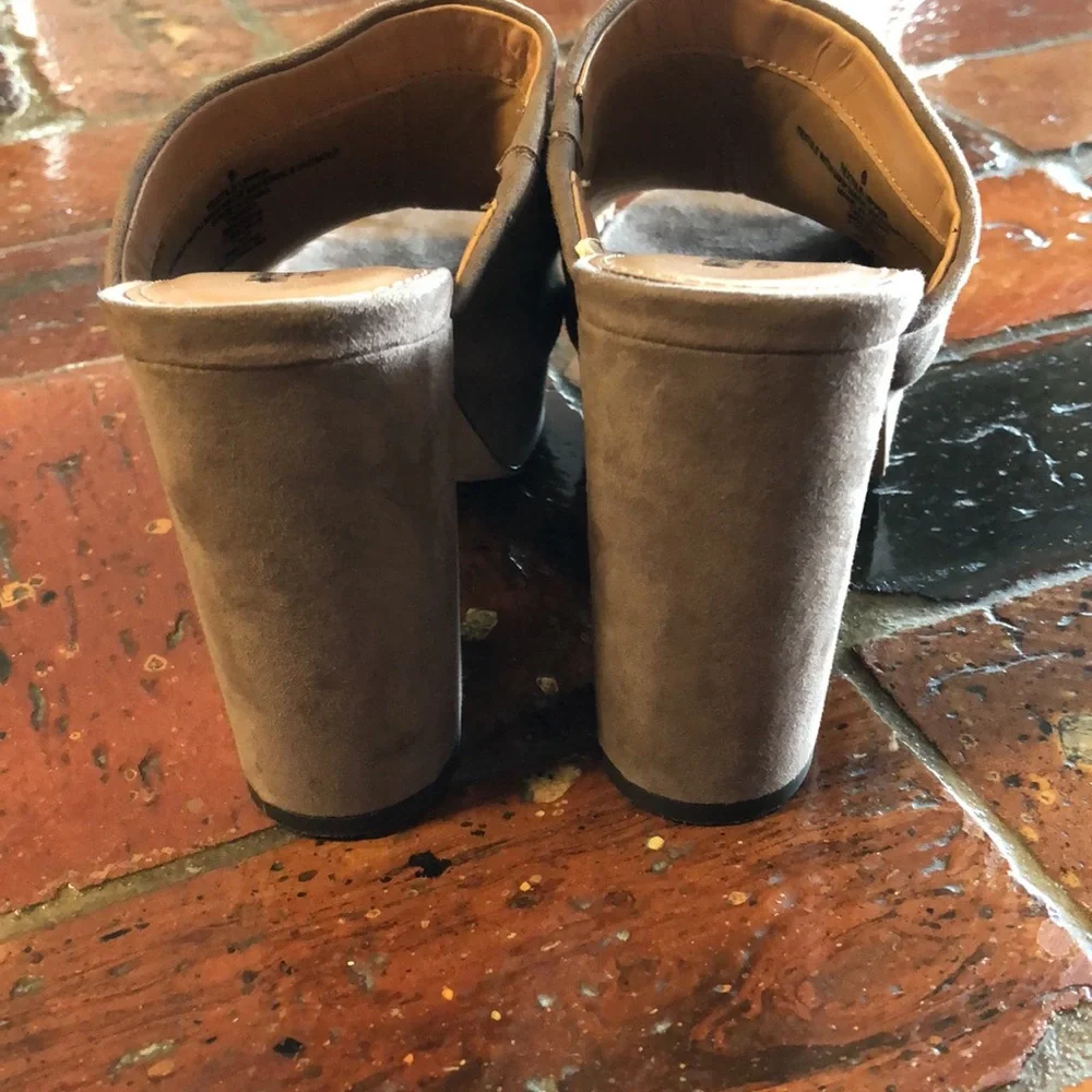 Mossimo Supply Co. Tan Mules - Picture 3 of 8